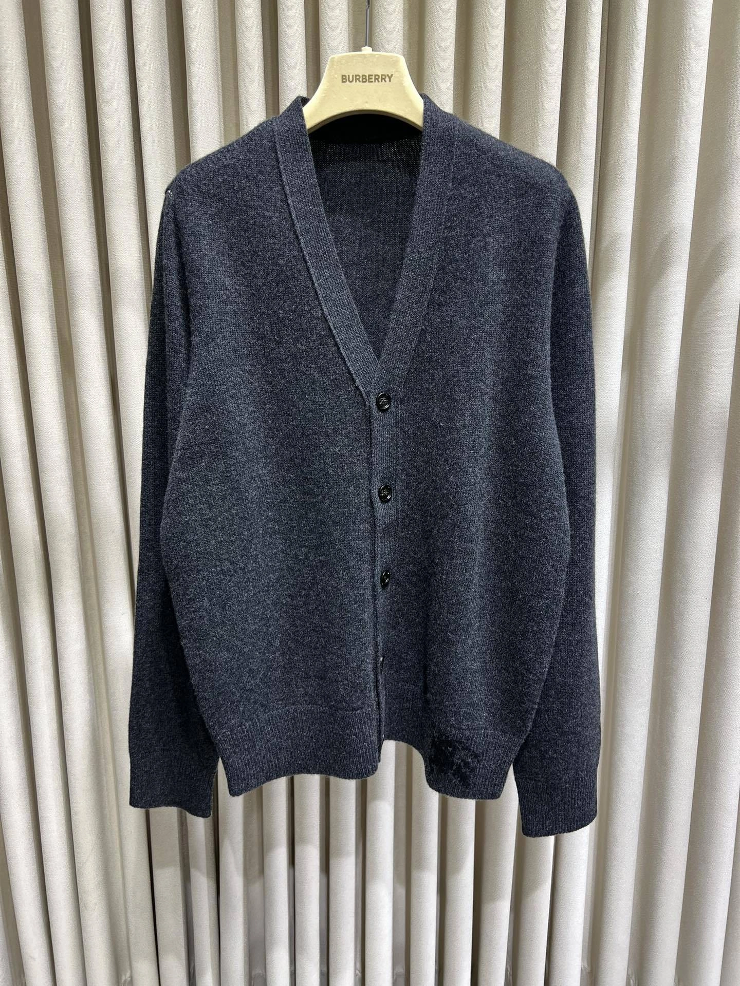 wg.luxury- 2ur25rry cashmere wool item:D-F140J5040